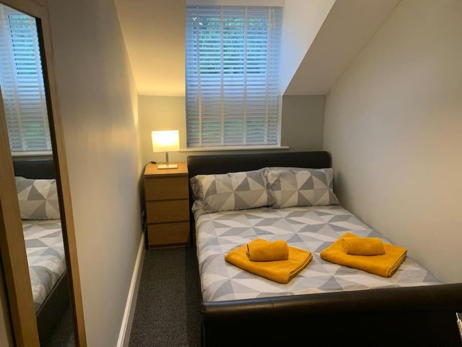 Fantastic Large 2 X Bedroom Flat, Free Parking Sale Exterior photo